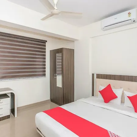 Oyo 13745 Cmn * Hoskote