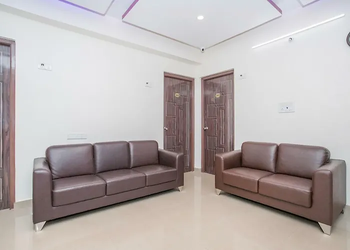 Oyo 13745 Cmn * Hoskote